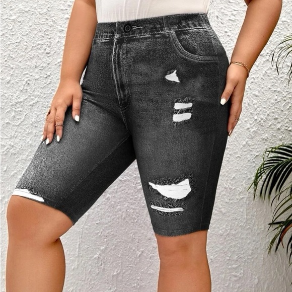 Emery Rose Pants - 🆕 Emery Rose Bermuda Legging Shorts! Brand New!!!